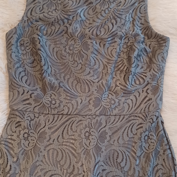 Formal Dress/ Gown - Picture 2 of 5